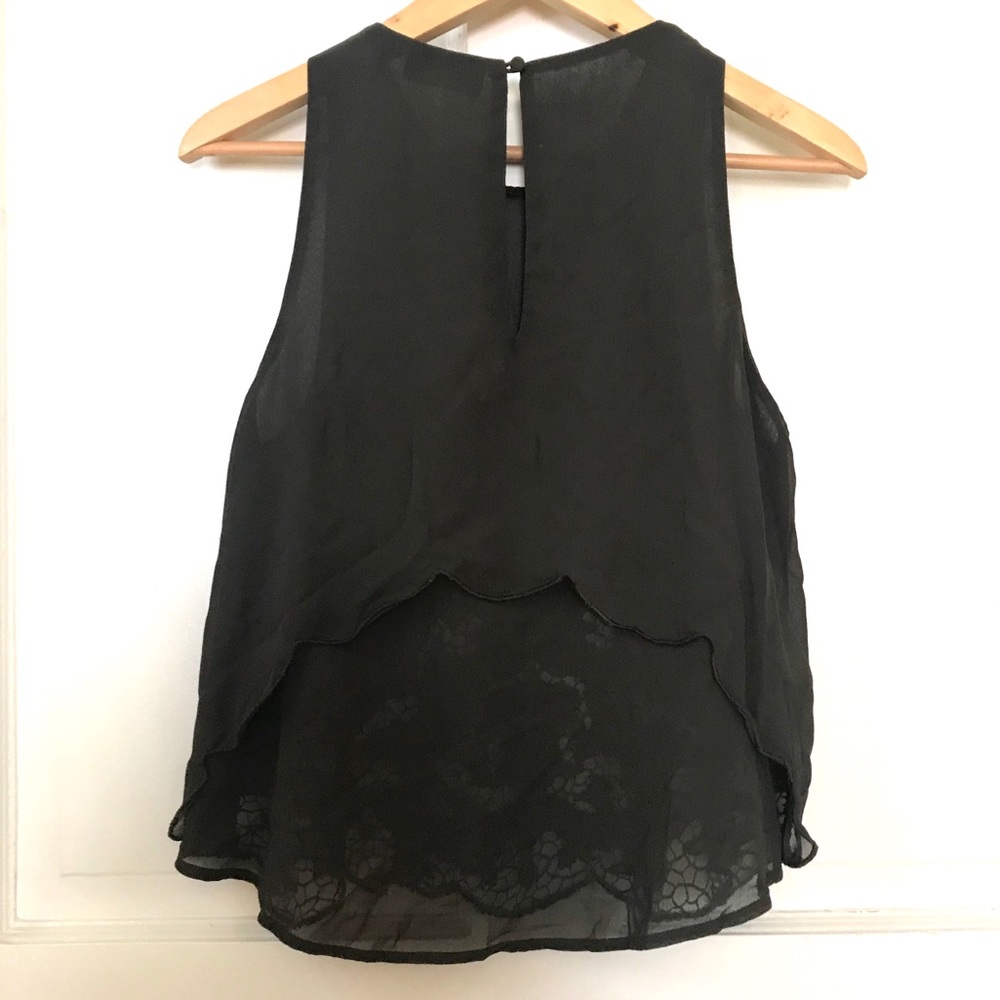 ASTR forest green crochet trim sheer overlay top - Picture 4 of 11